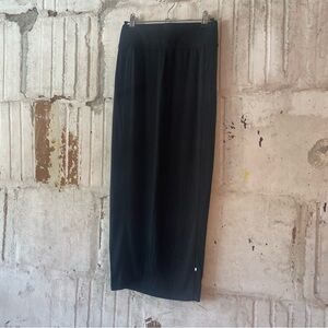 Kit and Ace Black Maxi Skirt XS Athleisure Minimalist Stretch Comfy